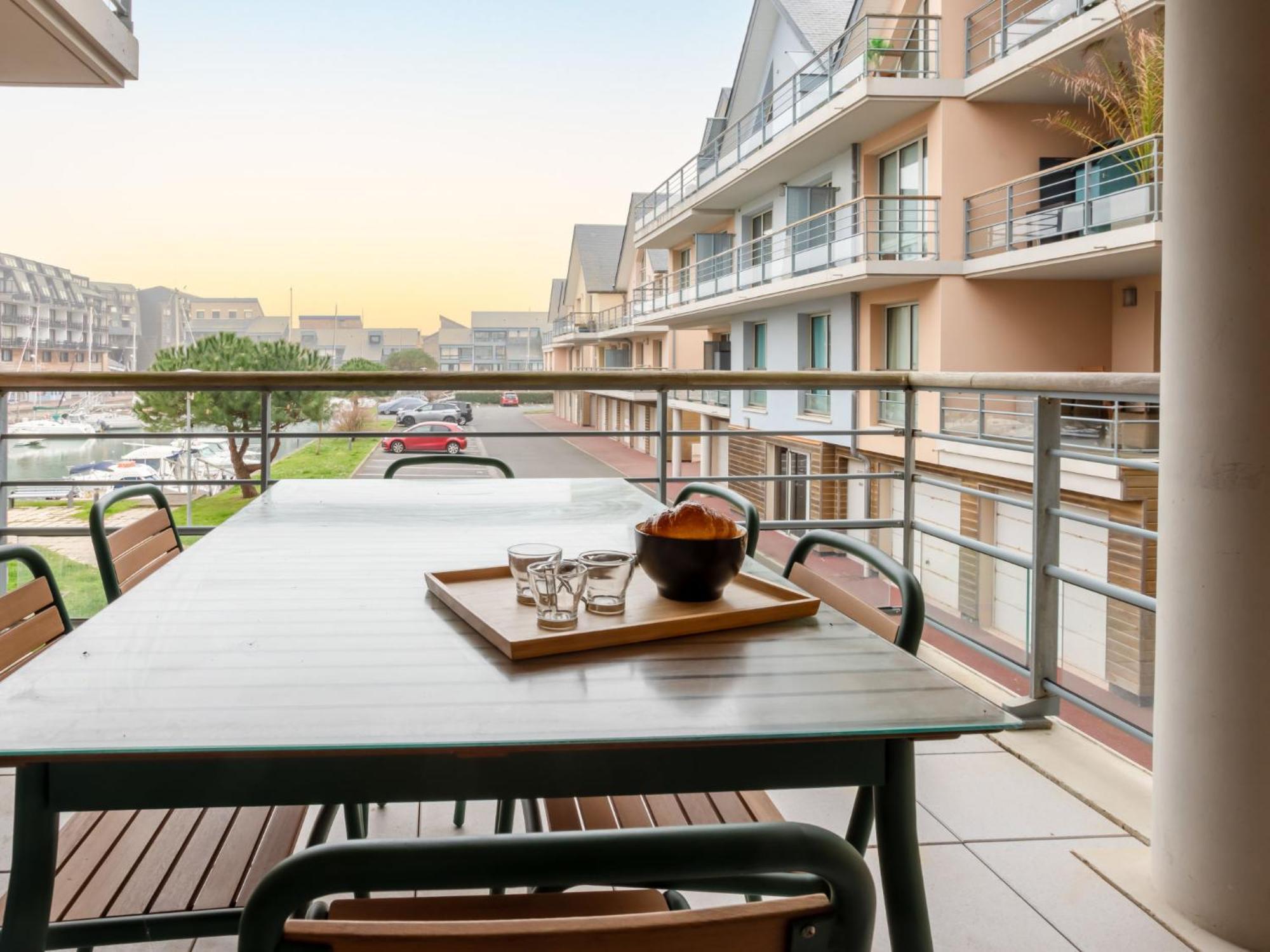 Blue Bay By Interhome Deauville